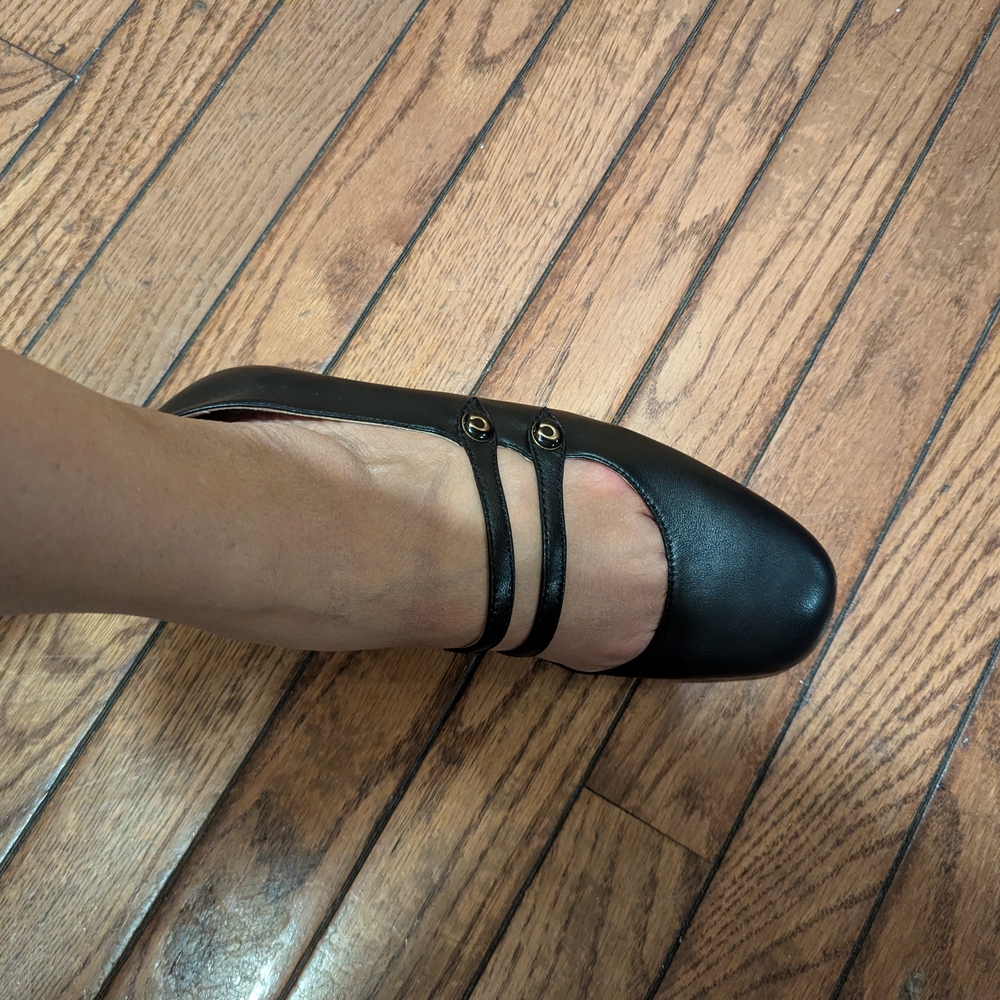 Elegant Black Women's Shoes